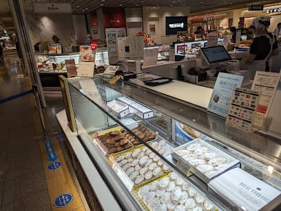 ロワイヤルテラッセ エスパル店