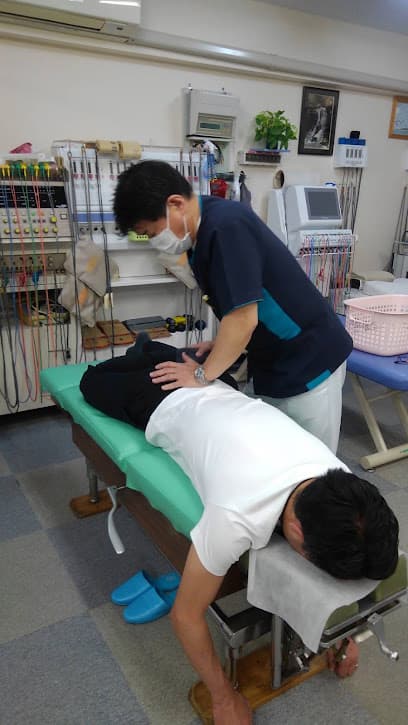 はる接骨鍼灸院